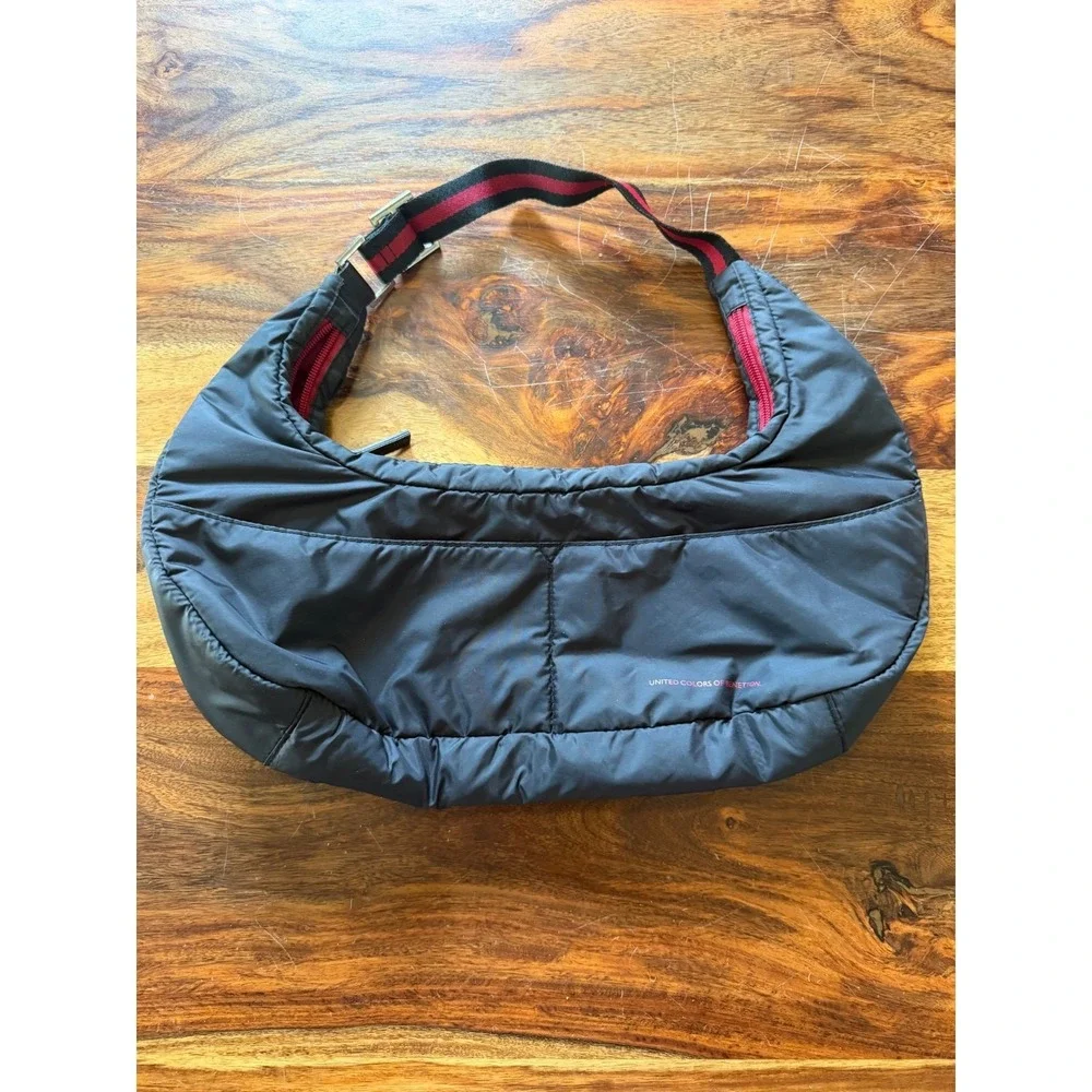 United Colors of Benetton Black Nylon Puffer Hobo Bag Red Striped Strap Y2K